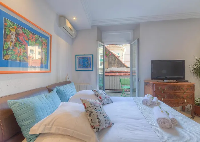 Capucine Apartment 0